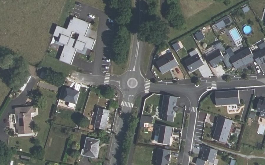 Vue aérienne du Mini-giratoire n°10773298629