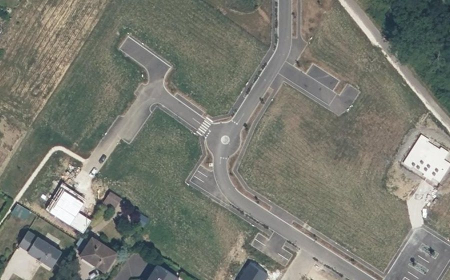 Vue aérienne du Mini-giratoire n°10812285301
