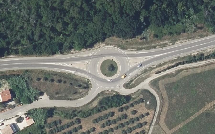 Vue aérienne du Rond-point anonyme n°111289884