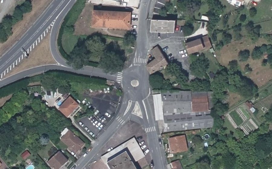 Vue aérienne du Carrefour Ettore Bugatti