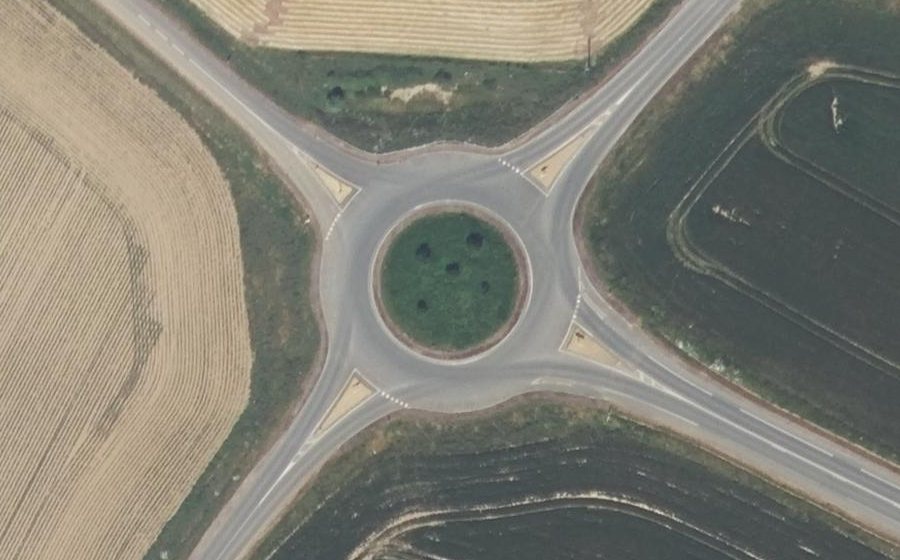 Vue aérienne du Rond-point anonyme n°1113742231