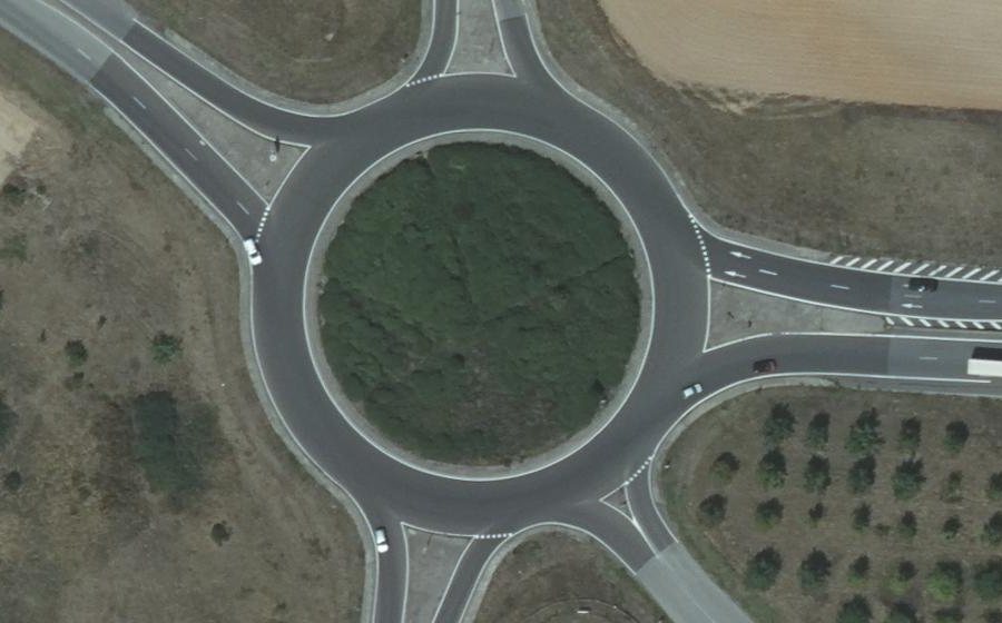 Vue aérienne du Rond-point anonyme n°11138062