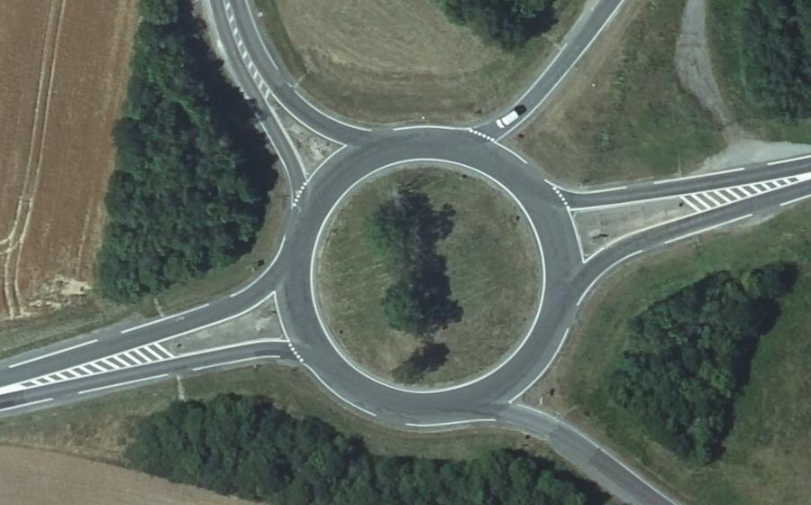 Vue aérienne du Rond-point anonyme n°11148757