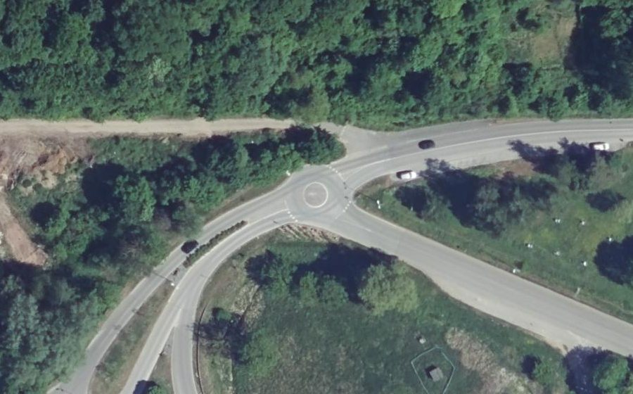 Vue aérienne du Rond-point anonyme n°1115810500