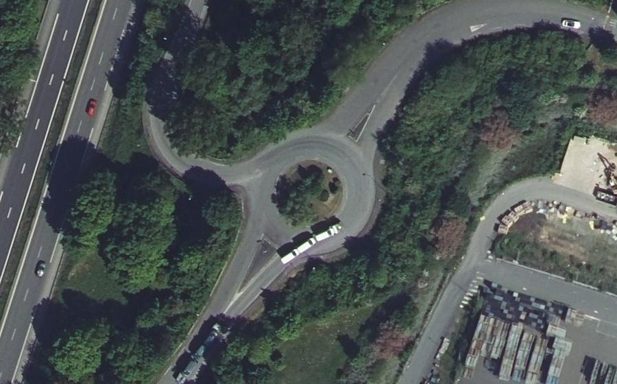 Vue aérienne du Rond-point anonyme n°1117423746
