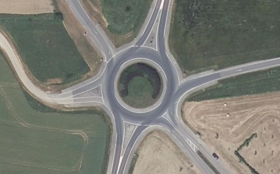 Vue aérienne du Rond-point anonyme n°1119120802