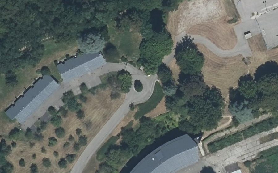 Vue aérienne du Rond-point anonyme n°1120978243
