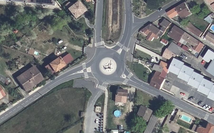 Vue aérienne du Rond-point anonyme n°1122150013