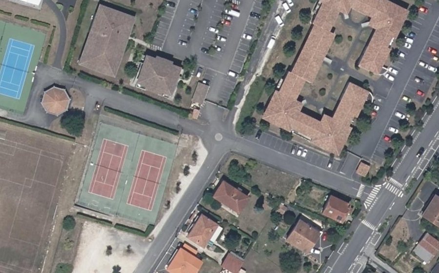 Vue aérienne du Mini-giratoire n°12364517588
