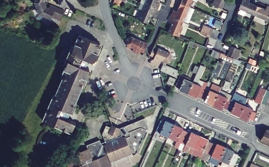 Vue aérienne du Place Jean-Loup Chrétien