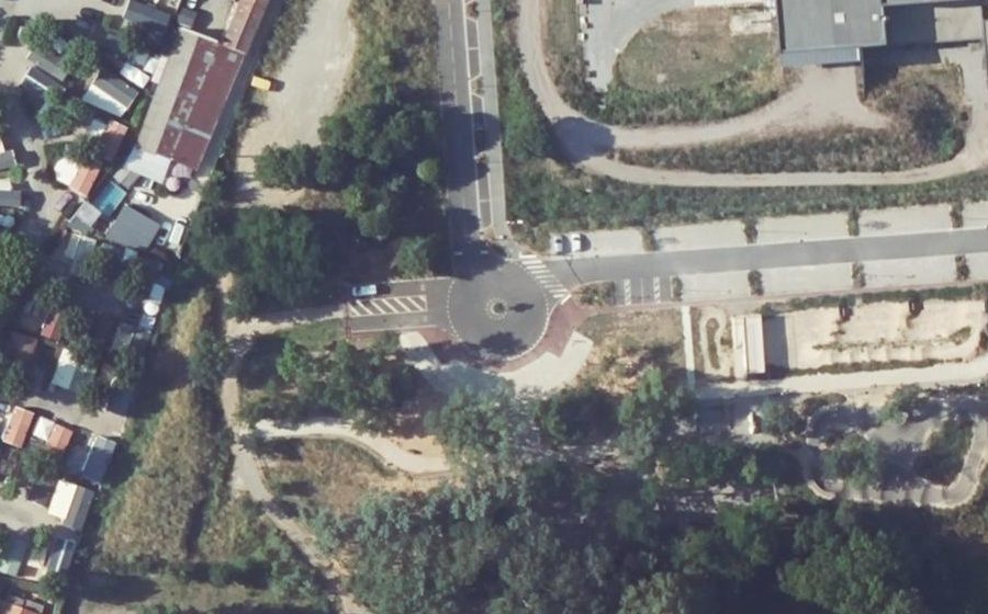 Vue aérienne du Mini-giratoire n°12466968434