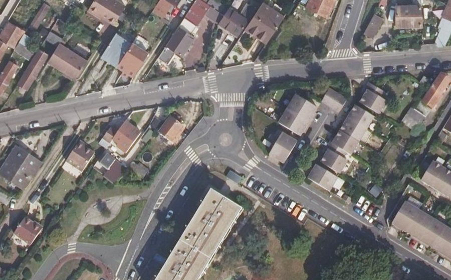 Vue aérienne du Mini-giratoire n°12646646329
