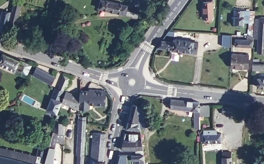 Vue aérienne du Mini-giratoire n°12730371259