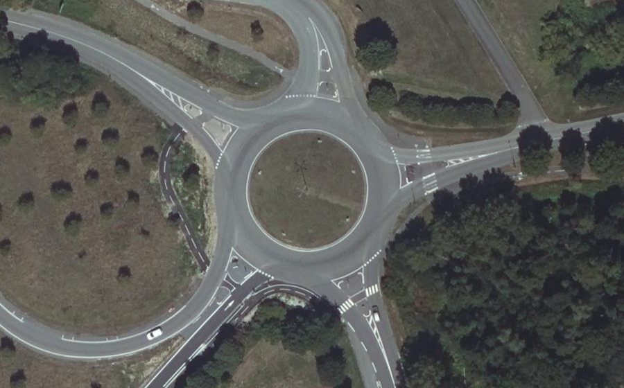 Vue aérienne du Rond-point anonyme n°113003259