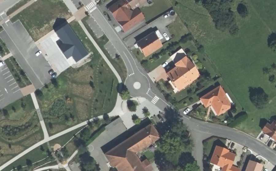 Vue aérienne du Mini-giratoire n°13019111632