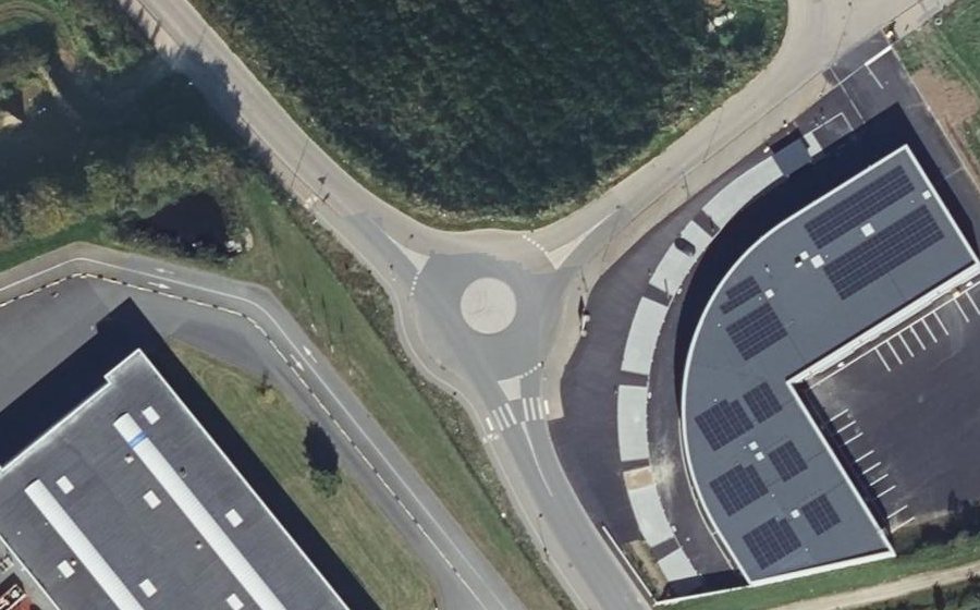 Vue aérienne du Mini-giratoire n°13034367400