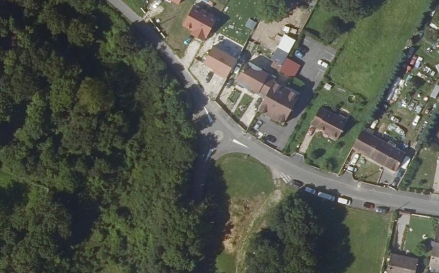 Vue aérienne du Rond-point anonyme n°1131935277