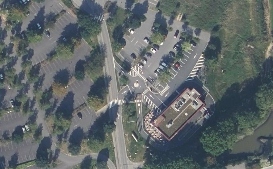 Vue aérienne du Mini-giratoire n°13271925169