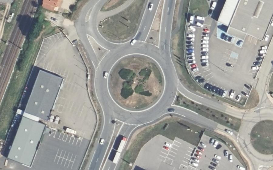 Vue aérienne du Rond-point anonyme n°11342164