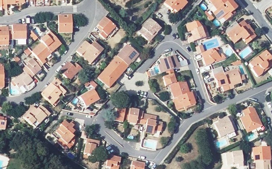Vue aérienne du Rond-point anonyme n°1136027321