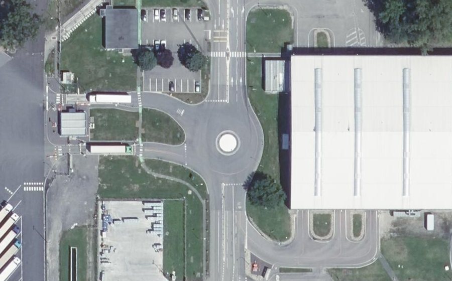 Vue aérienne du Mini-giratoire n°13617629464