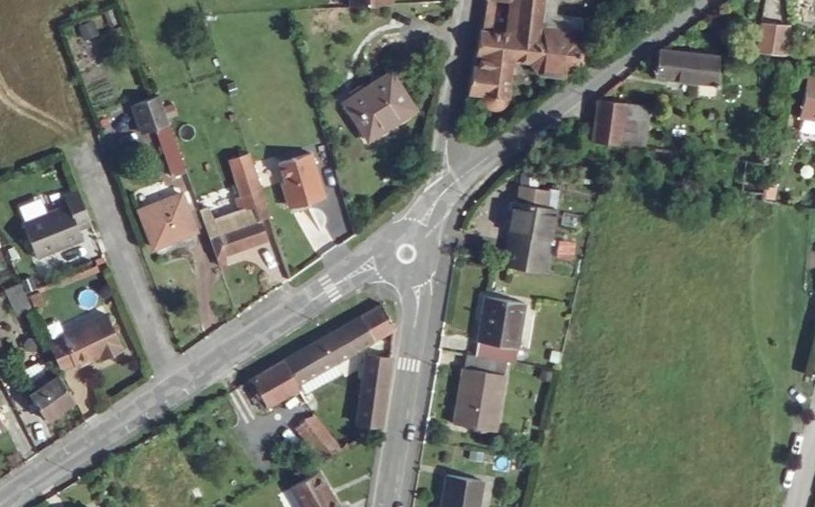 Vue aérienne du Mini-giratoire n°13699951392