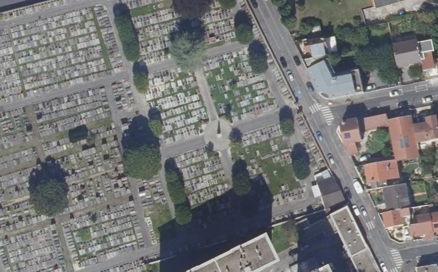 Vue aérienne du Rond-point anonyme n°1138632235