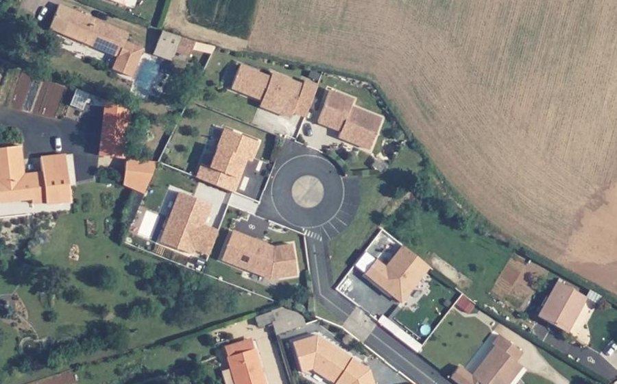 Vue aérienne du Rond-point anonyme n°1148187715