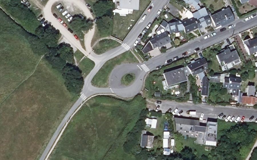 Vue aérienne du Rond-point anonyme n°1148840628