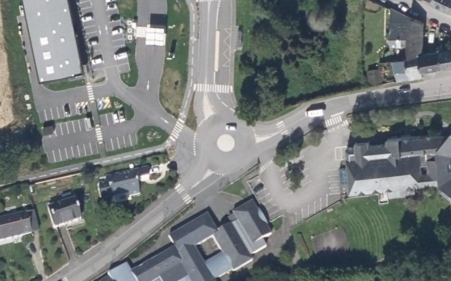 Vue aérienne du Rond-Point du Pont Douar