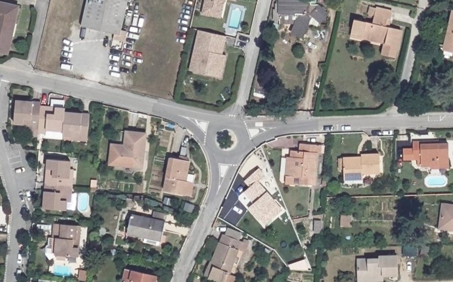 Vue aérienne du Rond-point anonyme n°1150659502