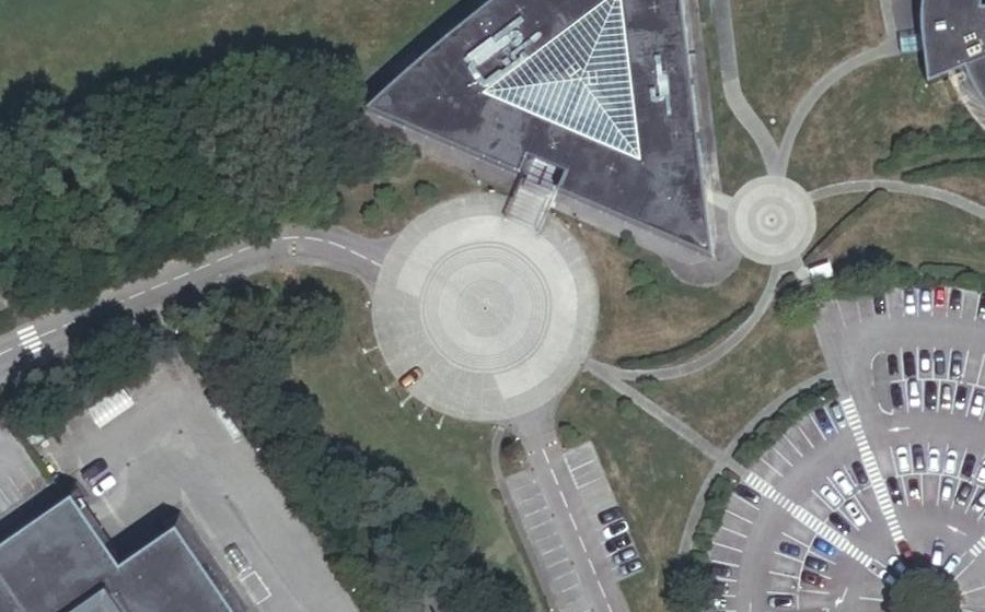 Vue aérienne du Rond-point anonyme n°115092806
