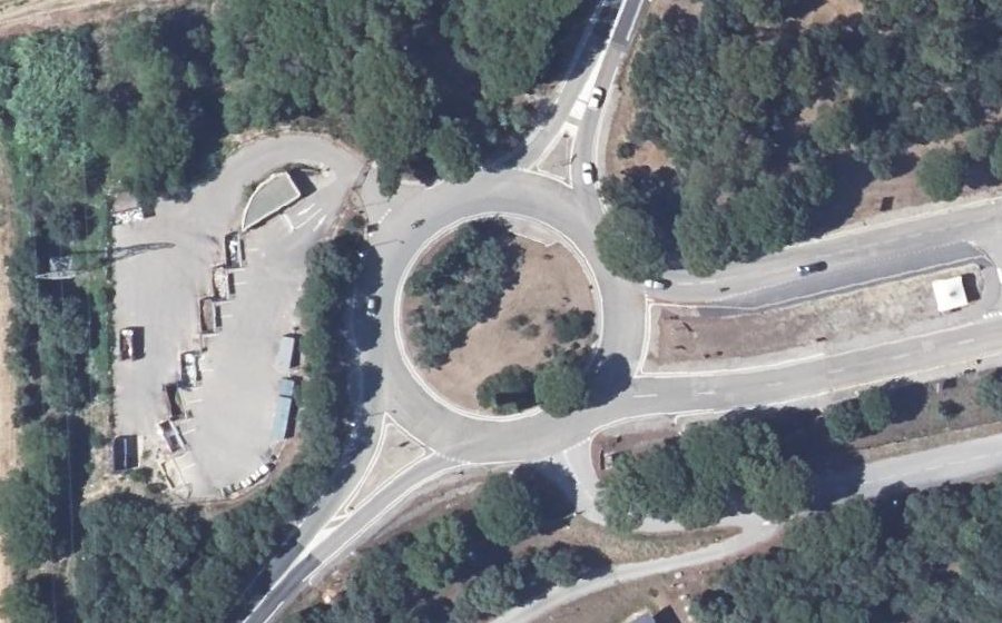 Vue aérienne du Rond-point anonyme n°11526613