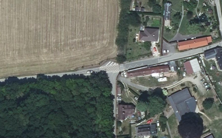 Vue aérienne du Rond-point anonyme n°1153252112