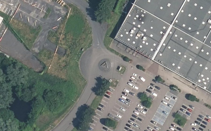 Vue aérienne du Rond-point anonyme n°1154009310