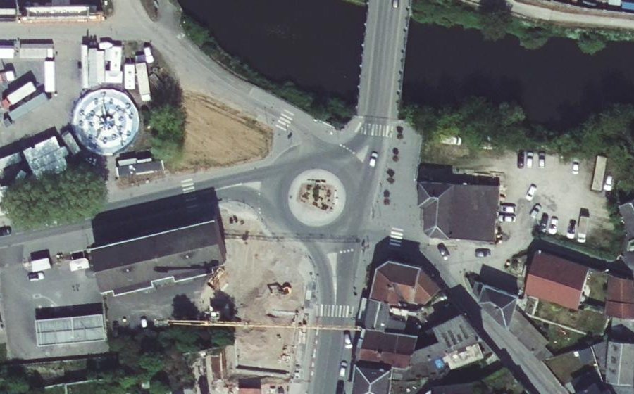 Vue aérienne du Rond-point anonyme n°1154234476