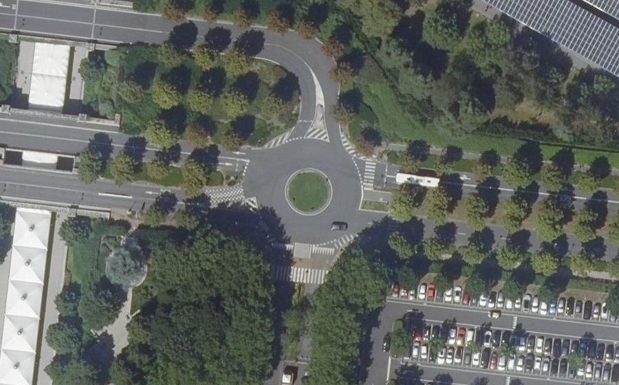 Vue aérienne du Rond-point anonyme n°1154514398
