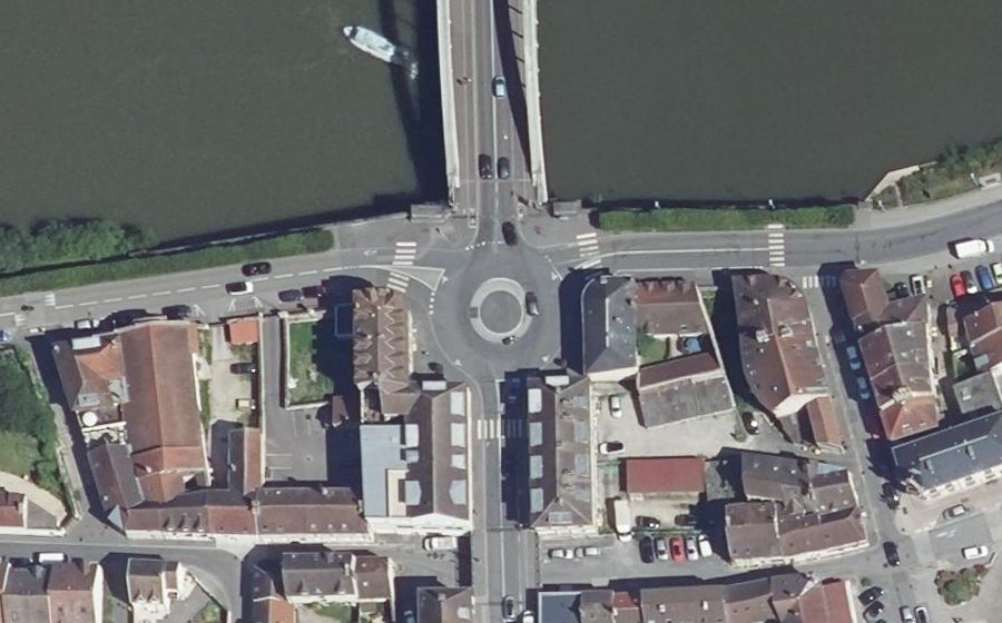 Vue aérienne du Rond-point anonyme n°1154797828
