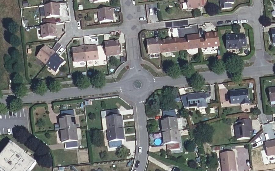 Vue aérienne du Rond-point anonyme n°1157973618