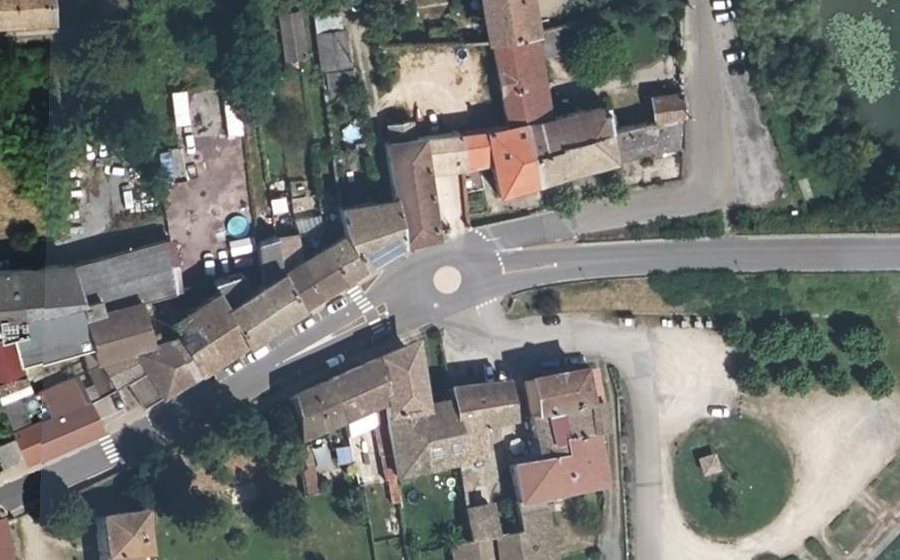 Vue aérienne du Rond-point anonyme n°1160039985