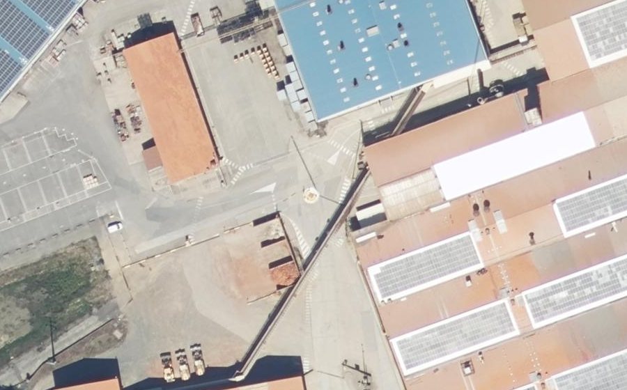 Vue aérienne du Rond-point anonyme n°1162262396