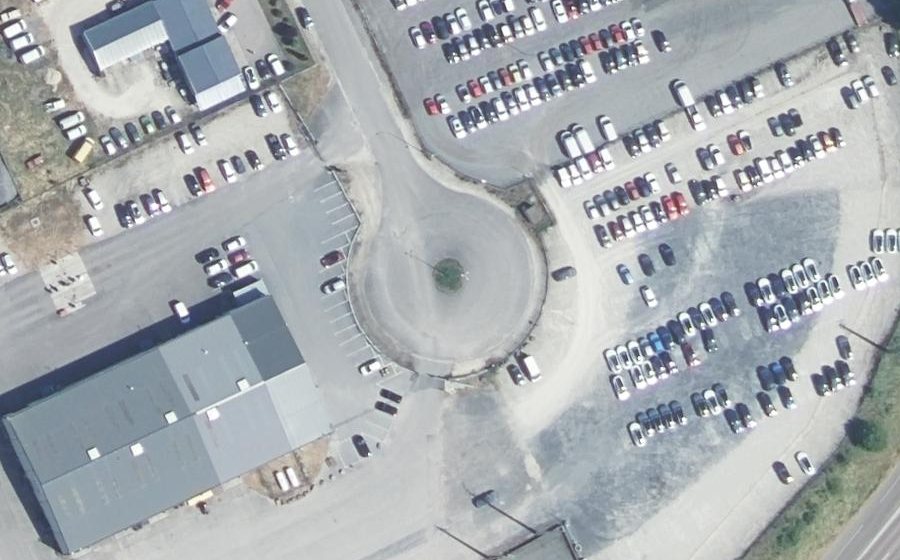 Vue aérienne du Rond-point anonyme n°1169364833