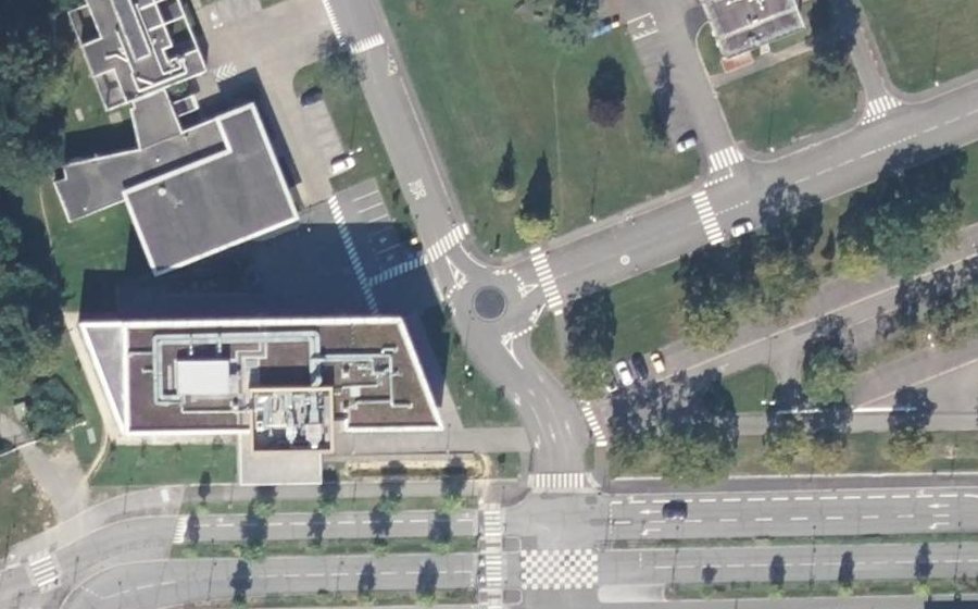 Vue aérienne du Rond-point anonyme n°1173049986