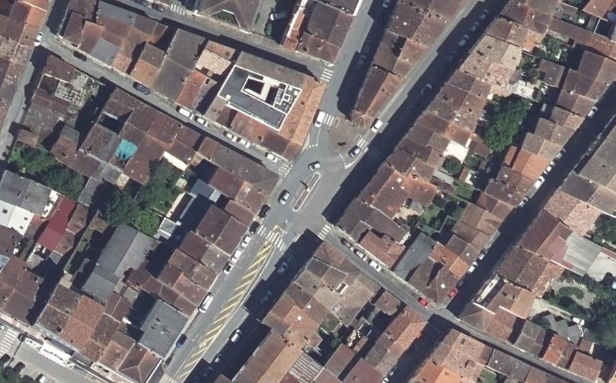 Vue aérienne du Rond-point anonyme n°1174285761