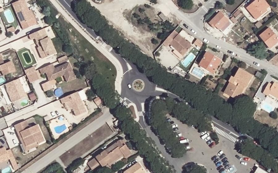 Vue aérienne du Rond-point anonyme n°1175234590