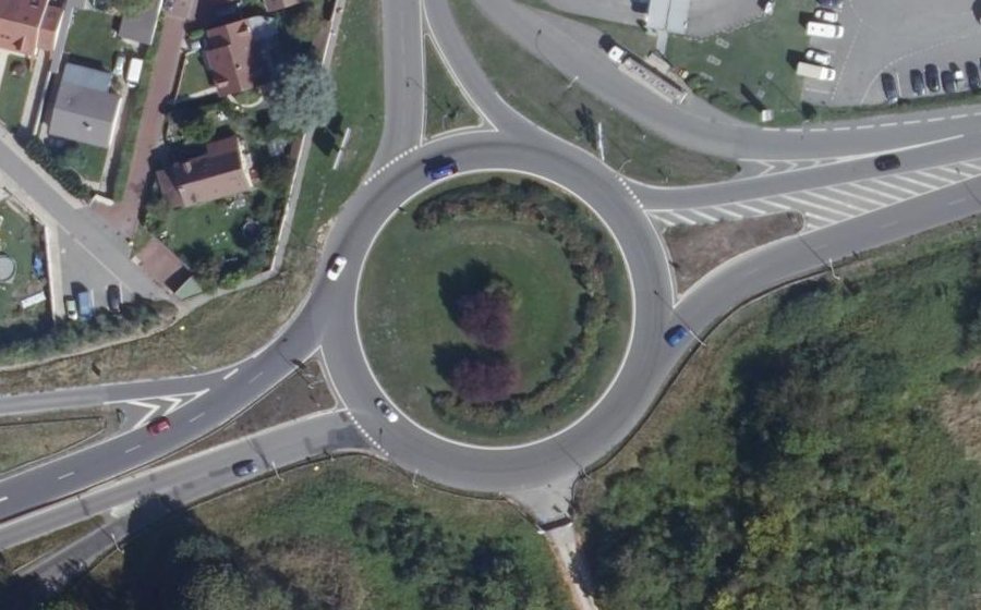 Vue aérienne du Rond-point anonyme n°11769423
