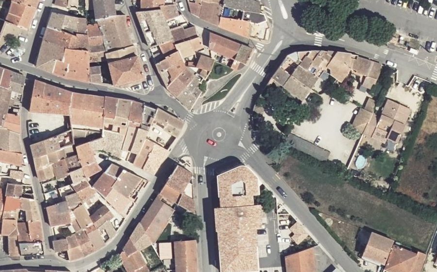 Vue aérienne du Rond-point anonyme n°1177196327