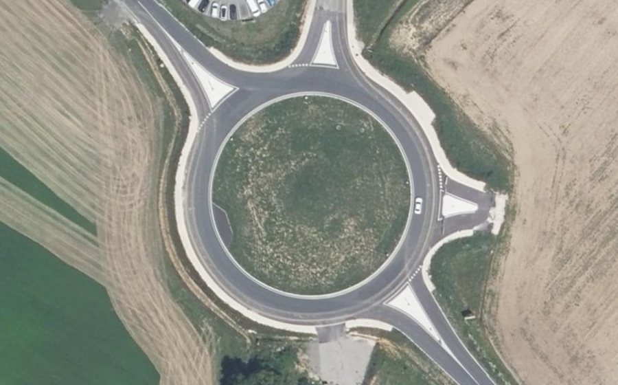 Vue aérienne du Rond-point anonyme n°1177596777
