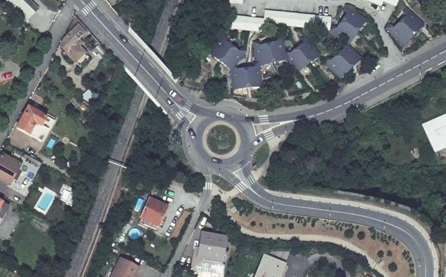 Vue aérienne du Rond-point anonyme n°117837894