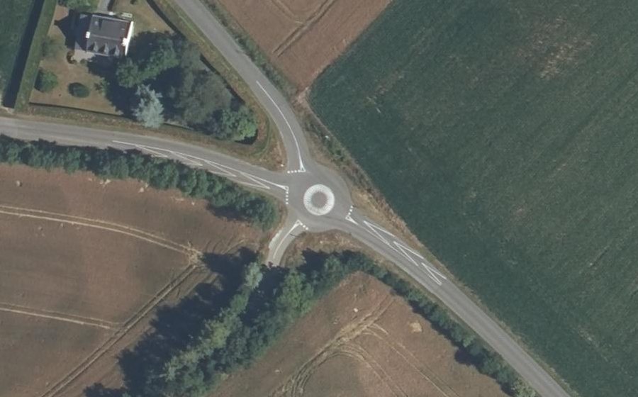 Vue aérienne du Rond-point anonyme n°1180740769